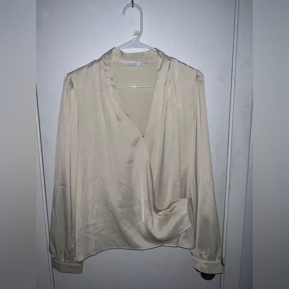 ASTL cream wrap top size L